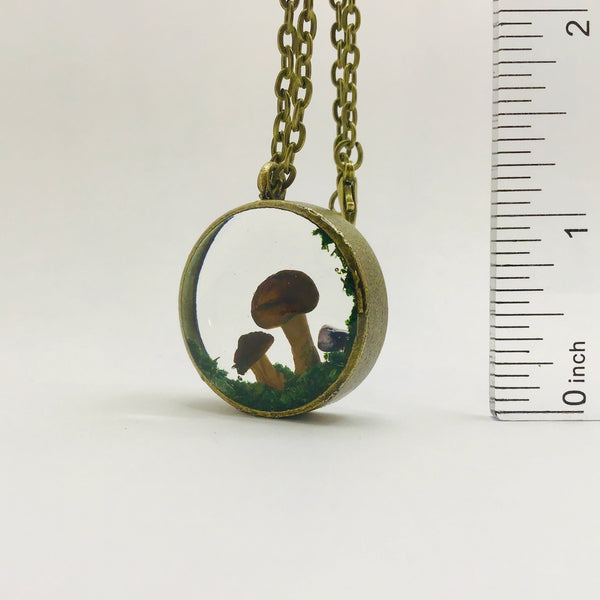 Real Mushroom Curiosity Charm Necklace · Gold