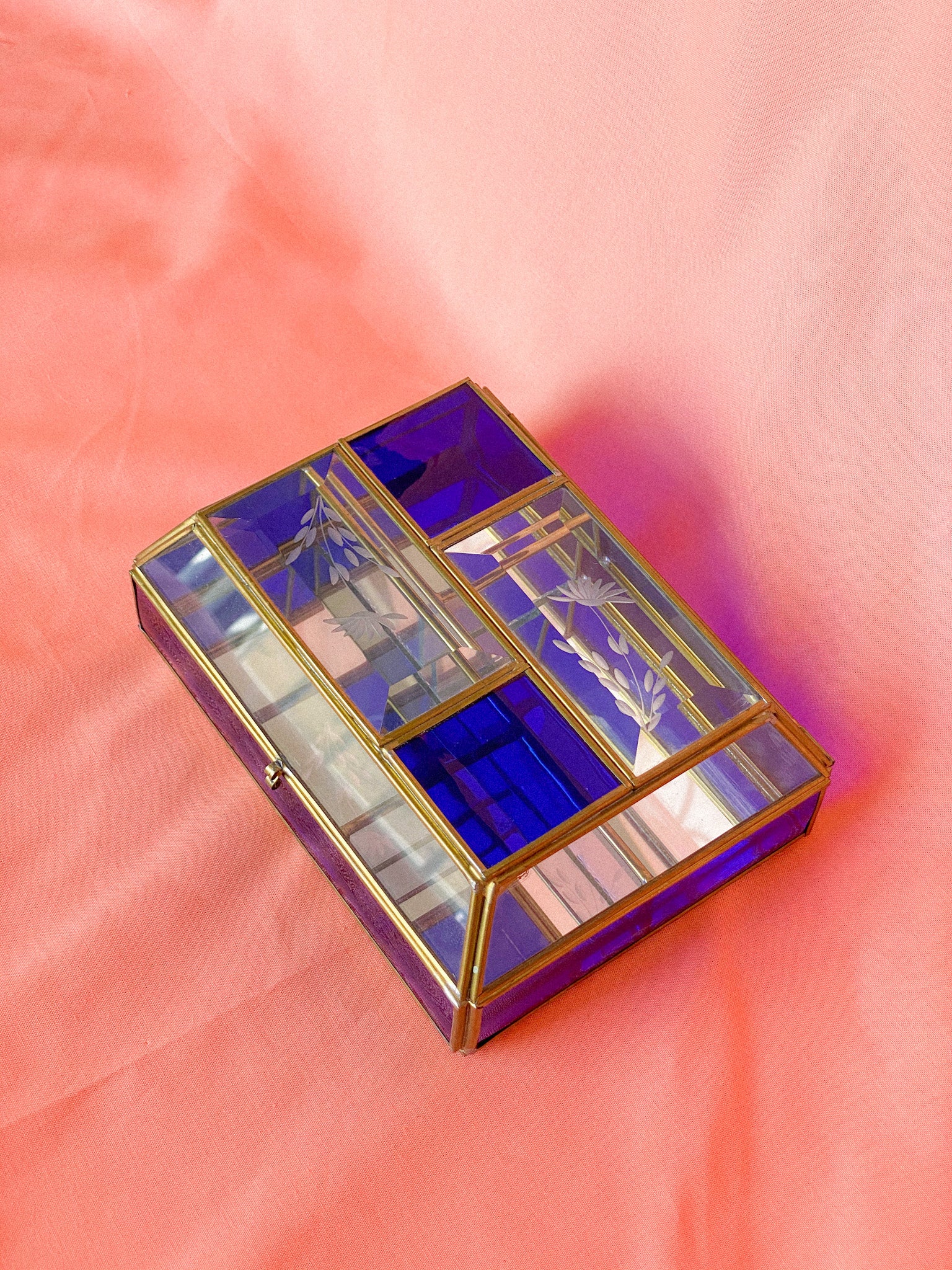Glass and Mirrors Jewelry Chest